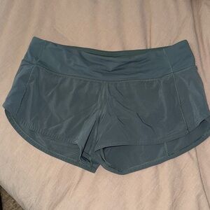 Lululemon Athletica Athletic Shorts size 6